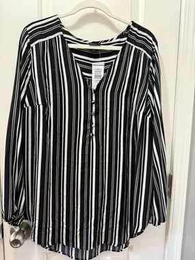 torrid Black & White Vertical Stripe V-Henley Blouse